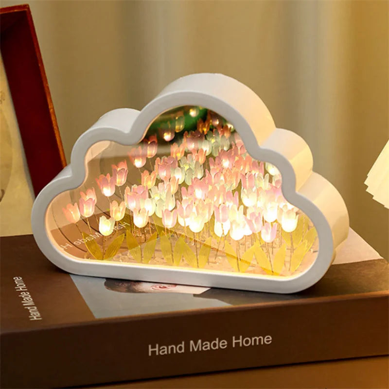 Tulip Mirror Night Light - Lámpara Espejo en Forma de Nube